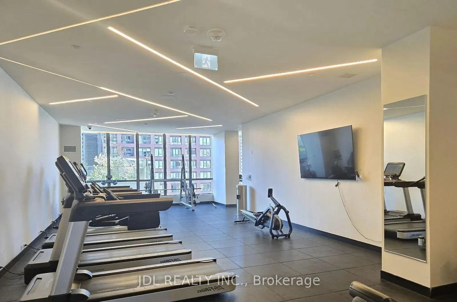 395 Bloor Street E, #4701