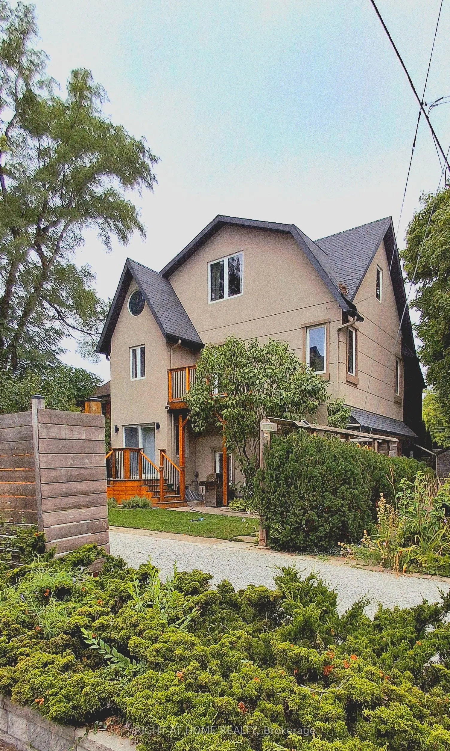 107 Otter Crescent