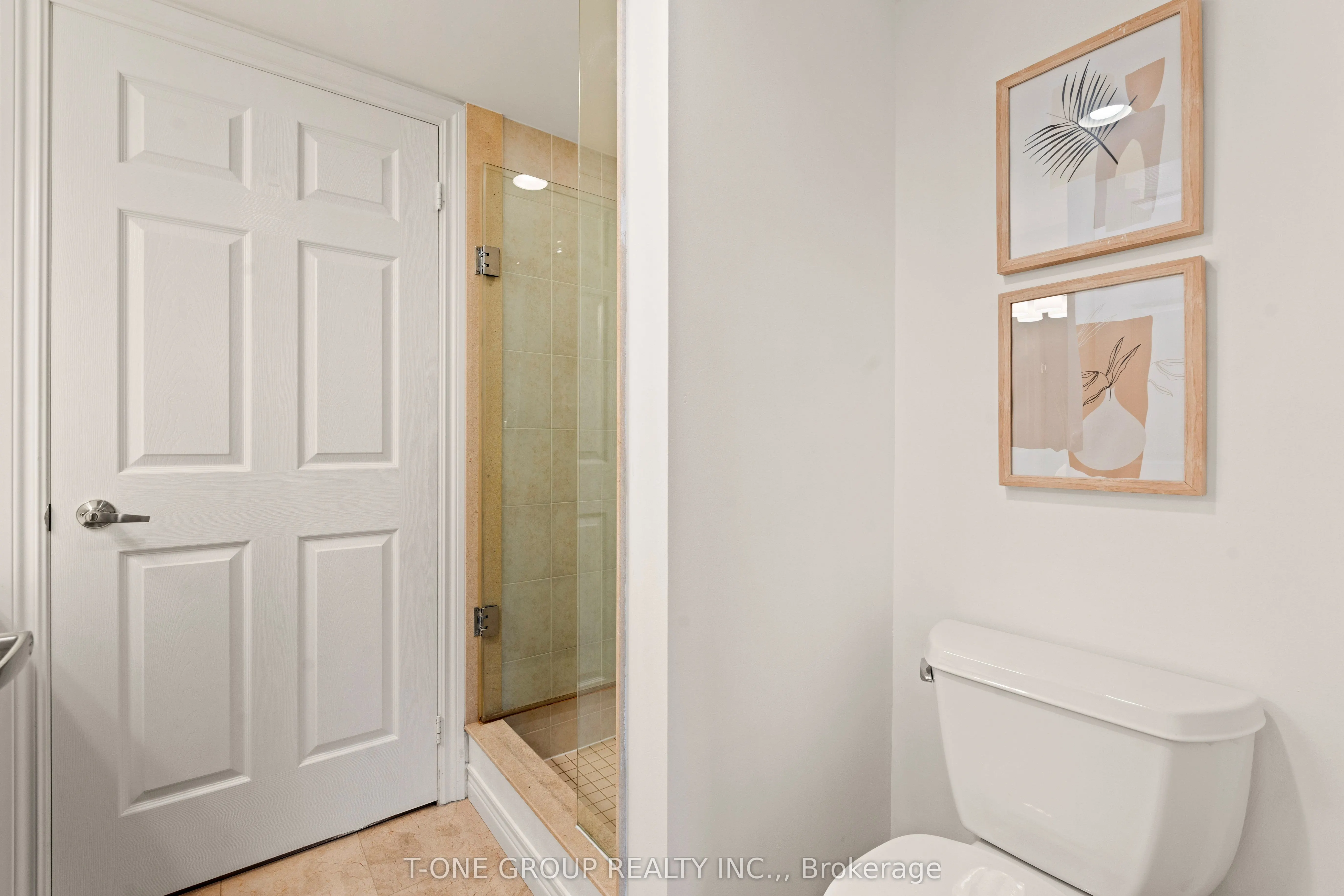 761 Bay Street, #605
