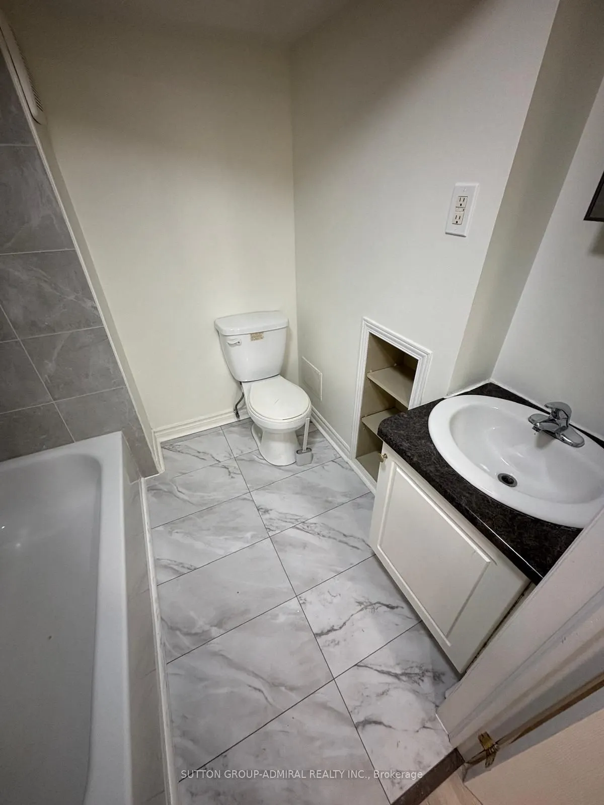 116 Fisherville Road, #1