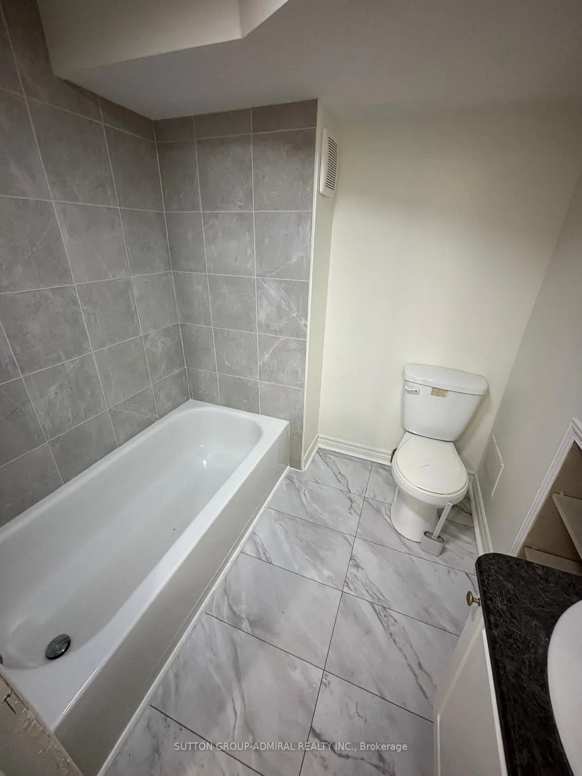 116 Fisherville Road, #1