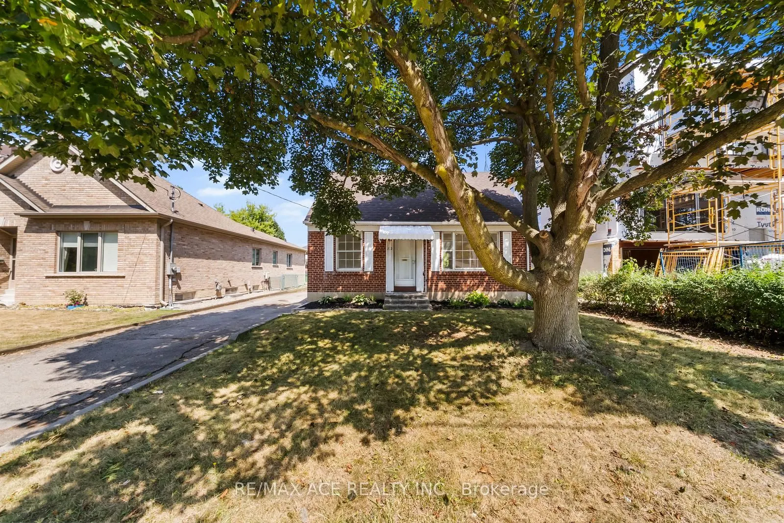 132 Homewood Avenue