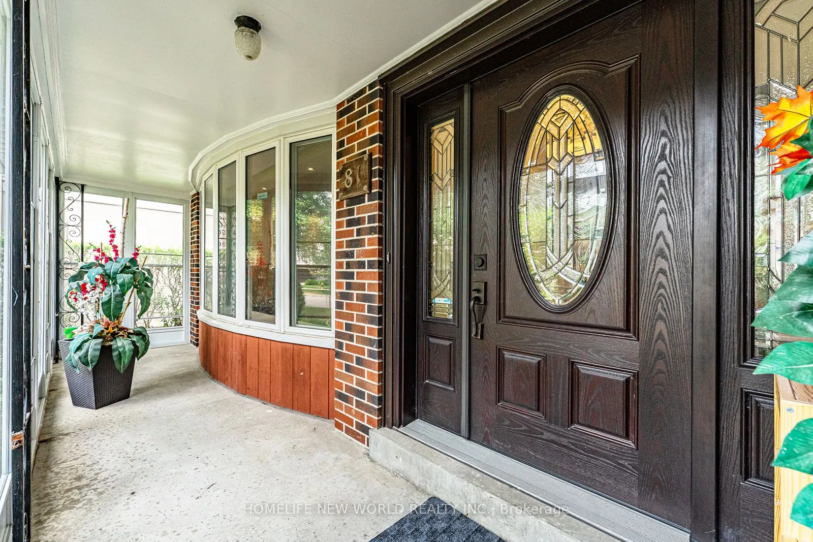81 Hillcrest Avenue