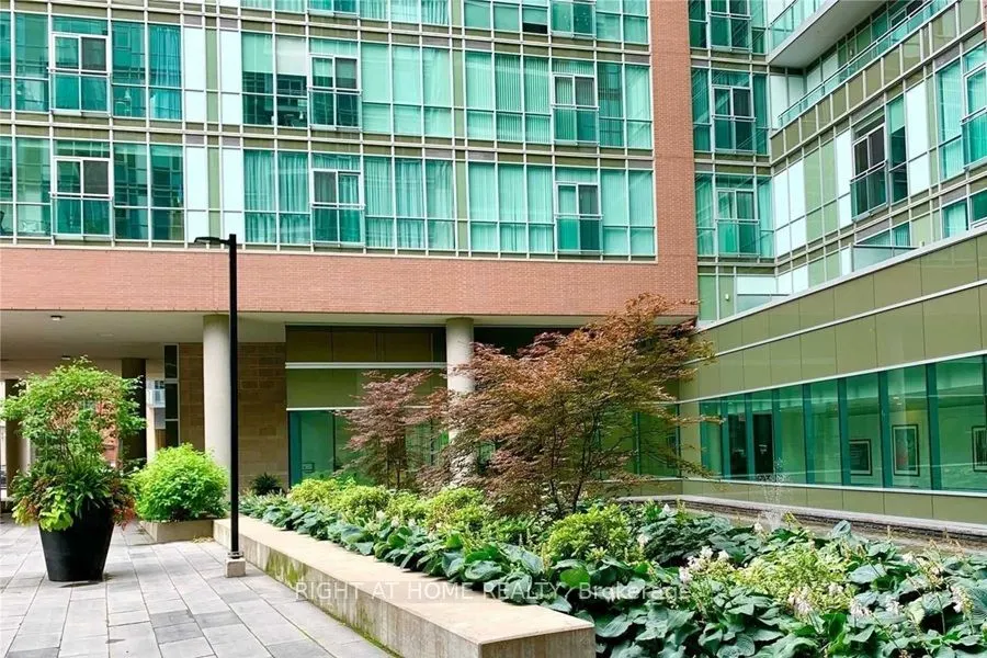 112 George Street, #1204