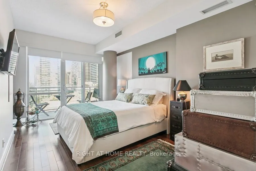 112 George Street, #1204