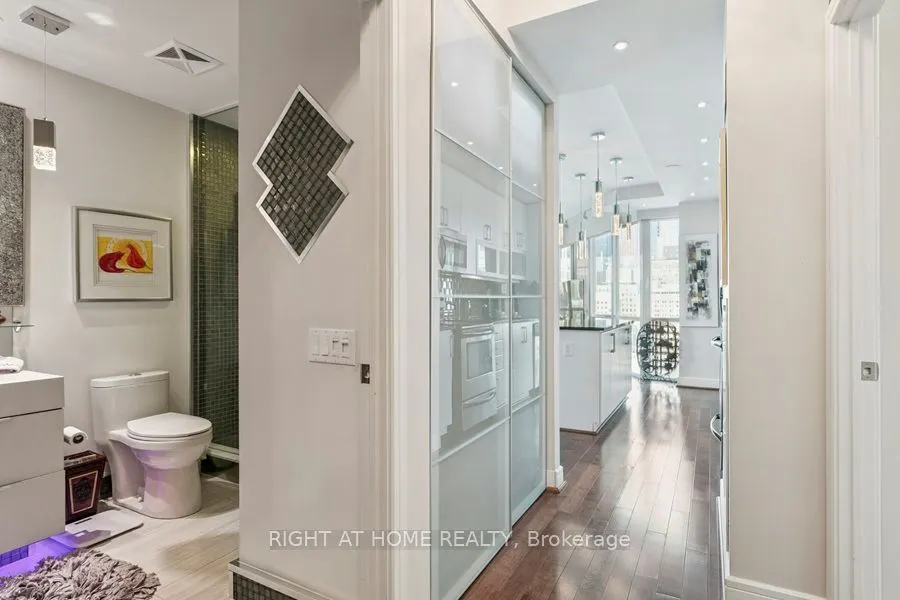 112 George Street, #1204