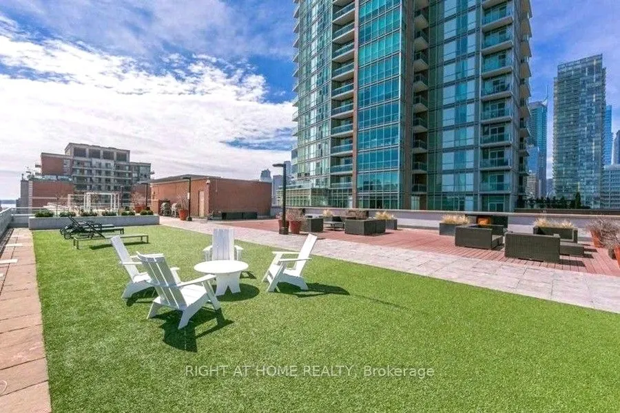 112 George Street, #1204