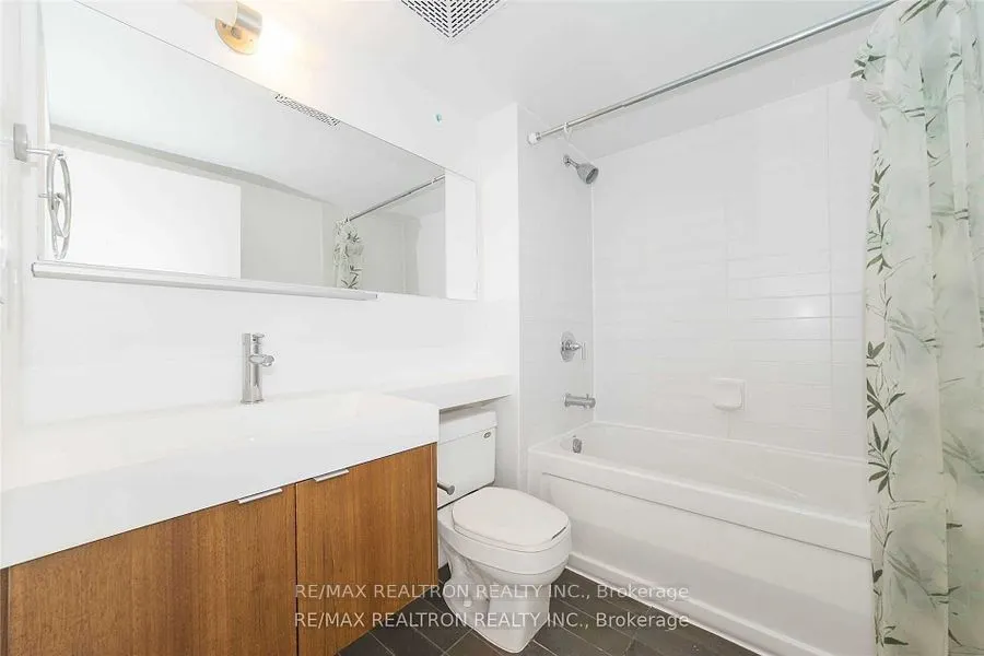 25 Telegram Mews, #1508