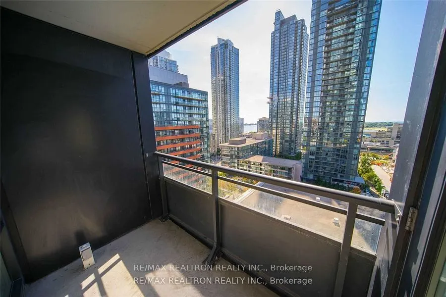 25 Telegram Mews, #1508