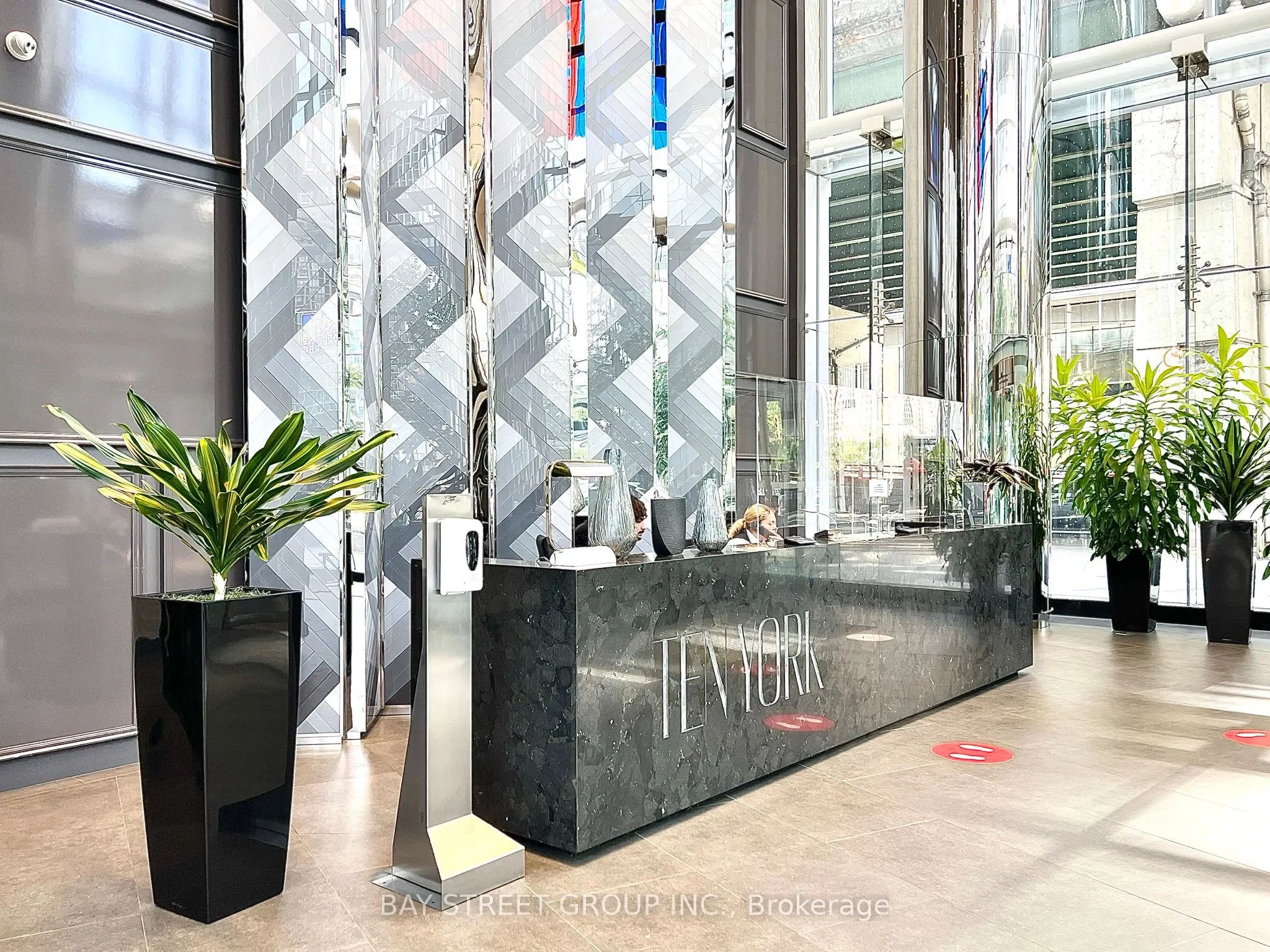 10 York Street, #5204