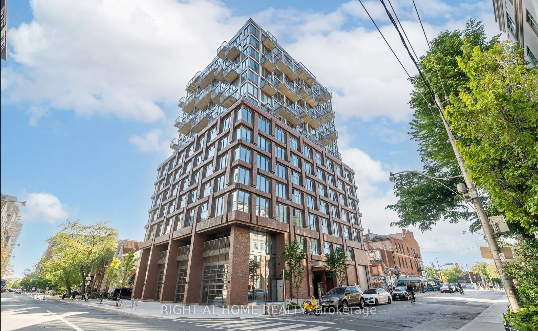 2 Augusta Avenue, #508