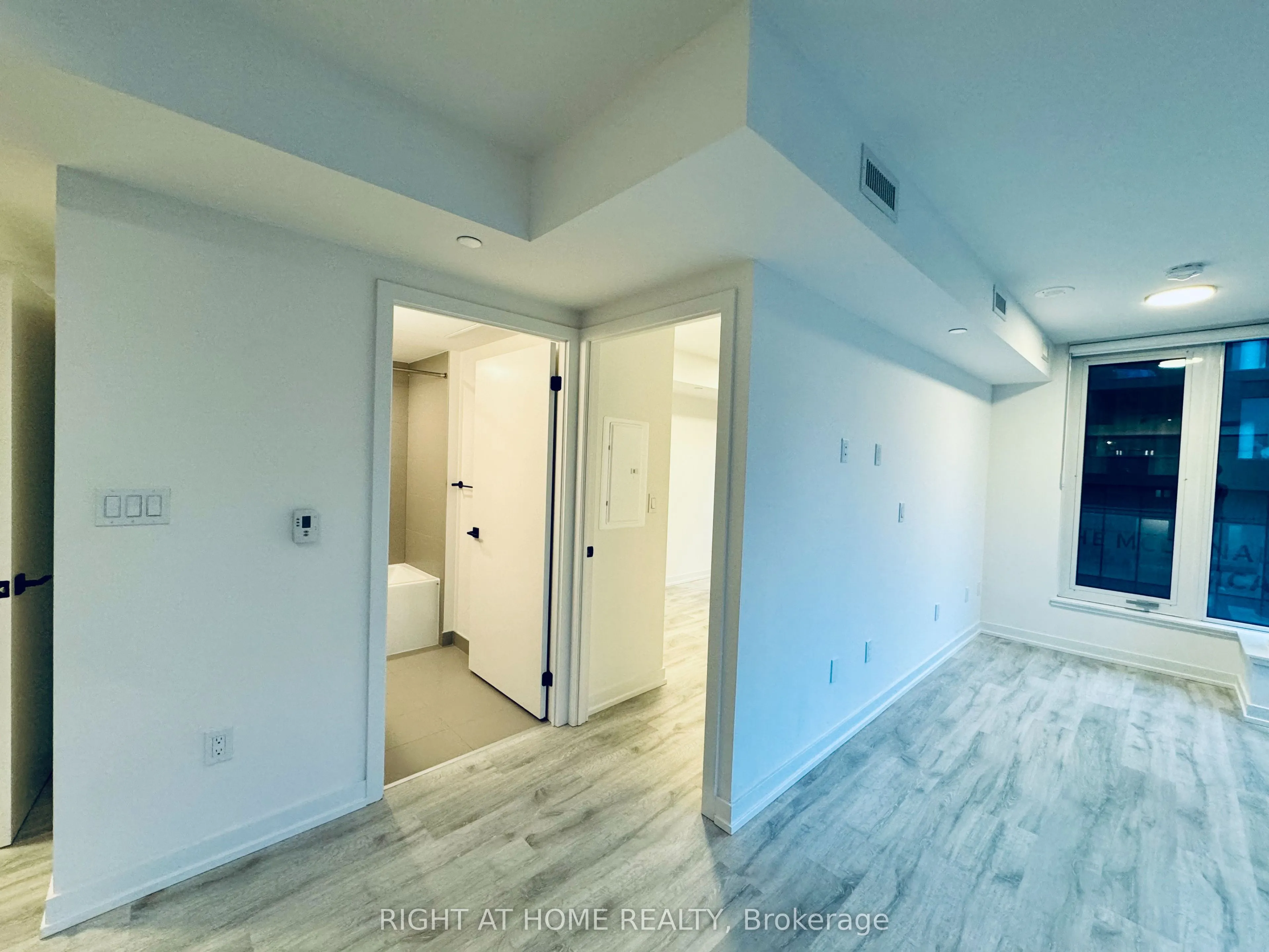 2 Augusta Avenue, #508
