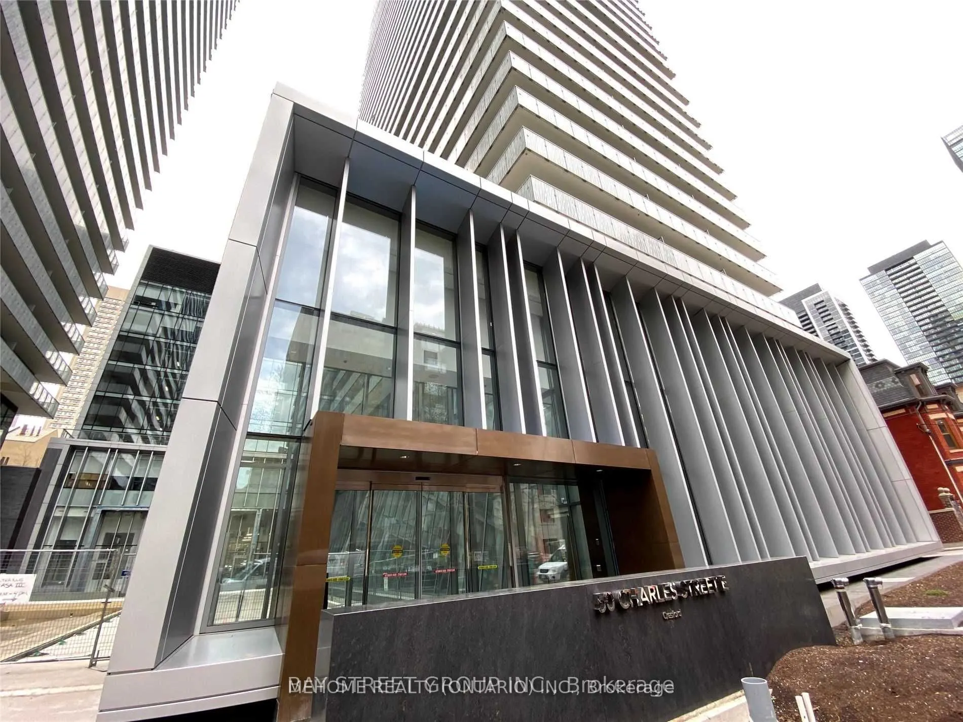 50 Charles Street E, #1001