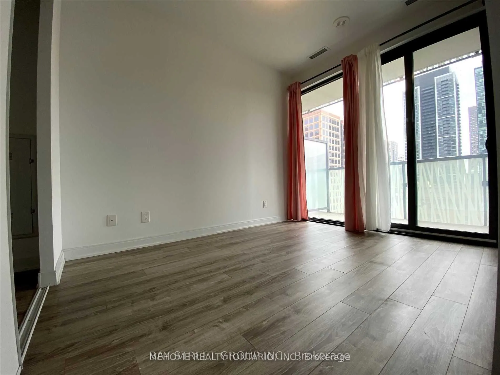 50 Charles Street E, #1001