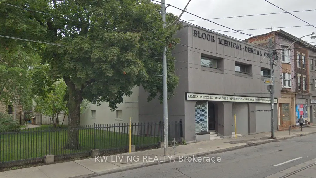 844 Bathurst Street, #200