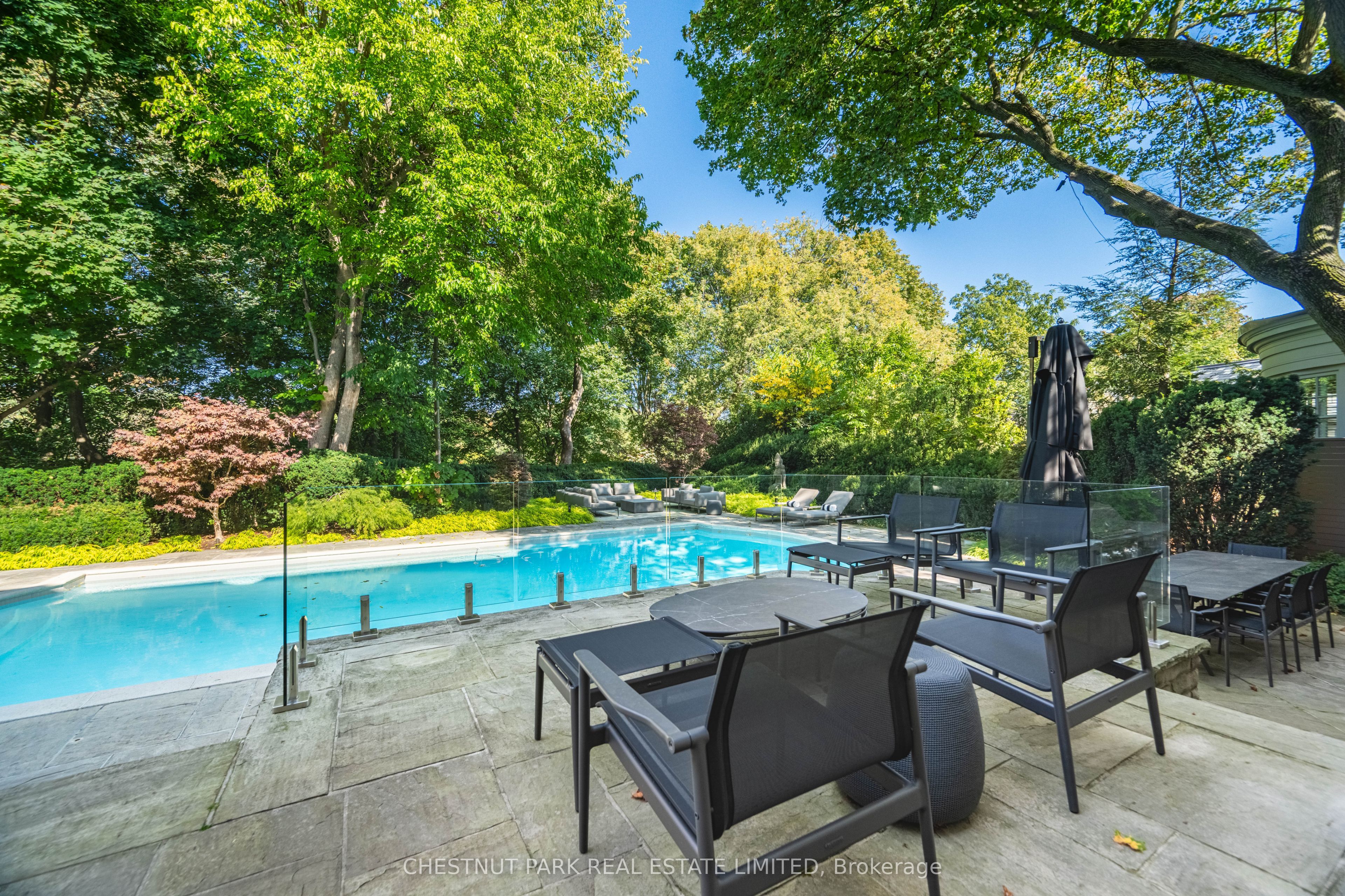 82 Chestnut Park Road