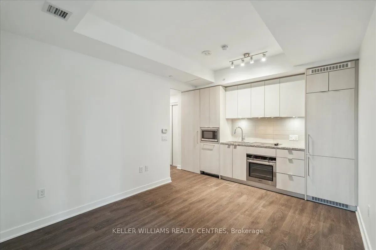 115 Blue Jays Way, #3312