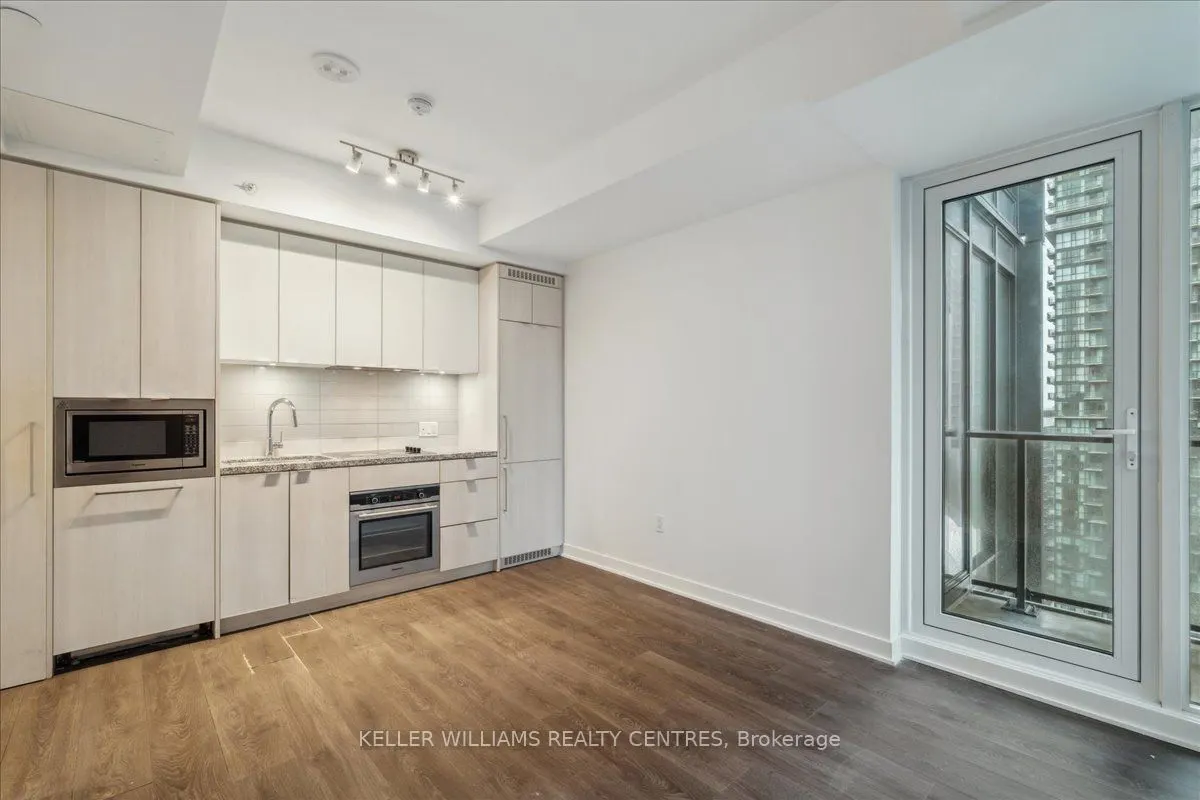 115 Blue Jays Way, #3312
