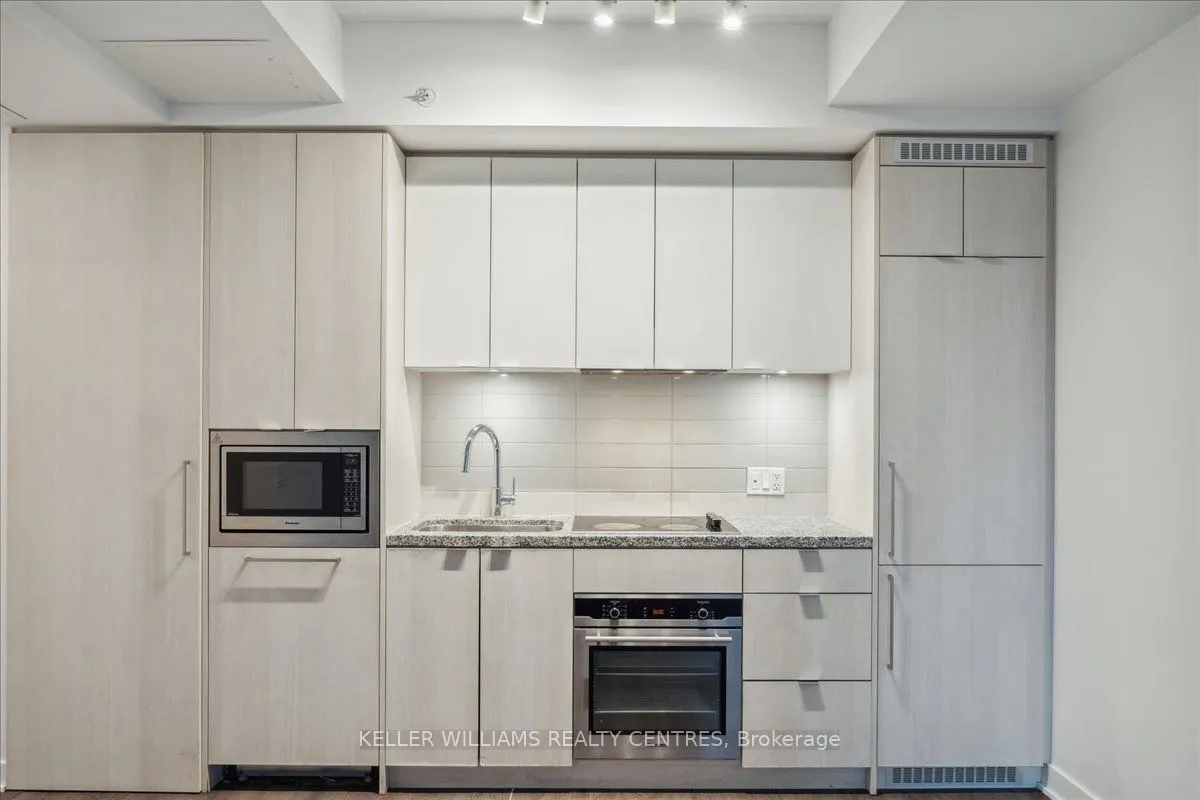 115 Blue Jays Way, #3312