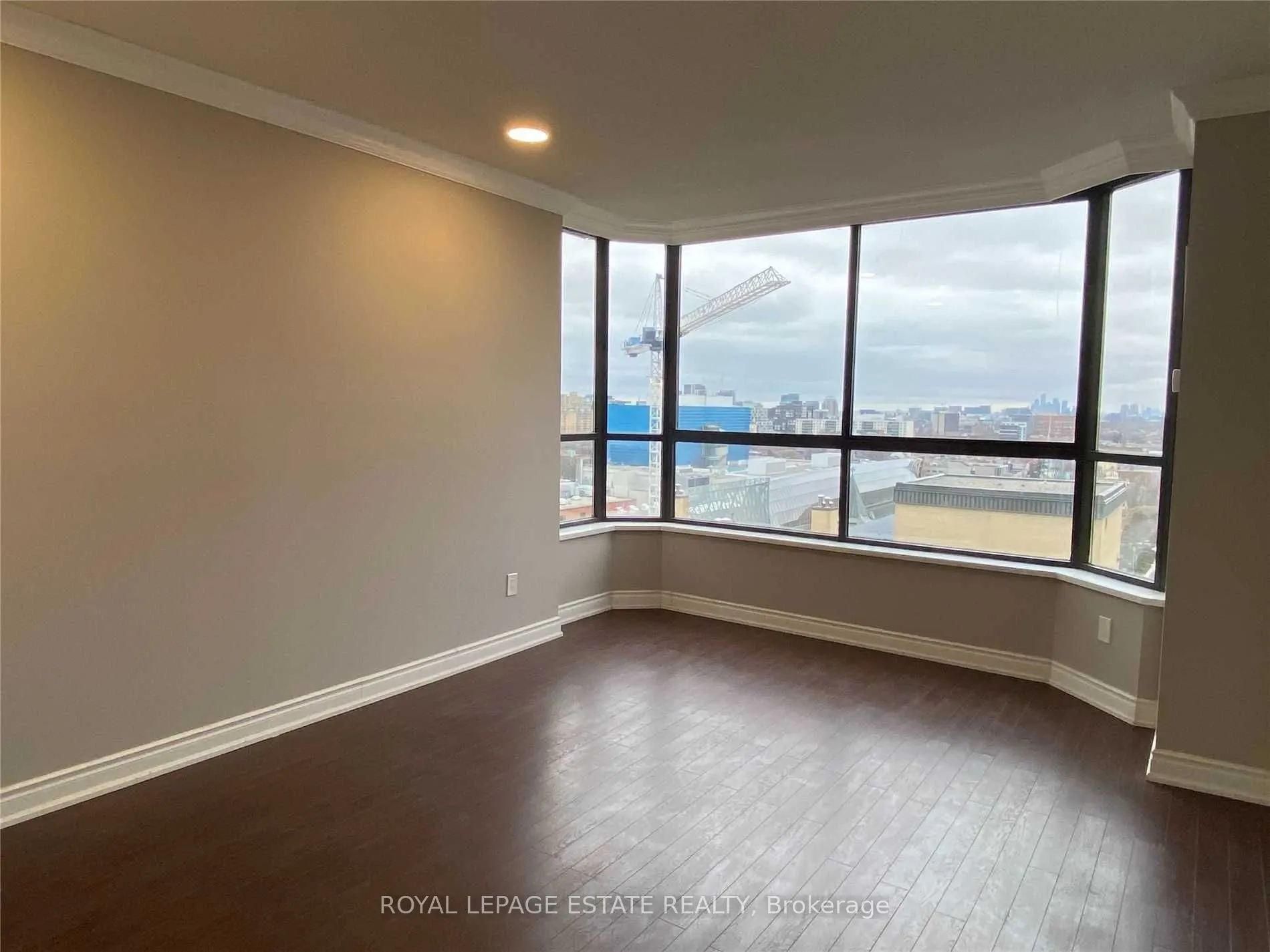 280 Simcoe Street, #Ph3