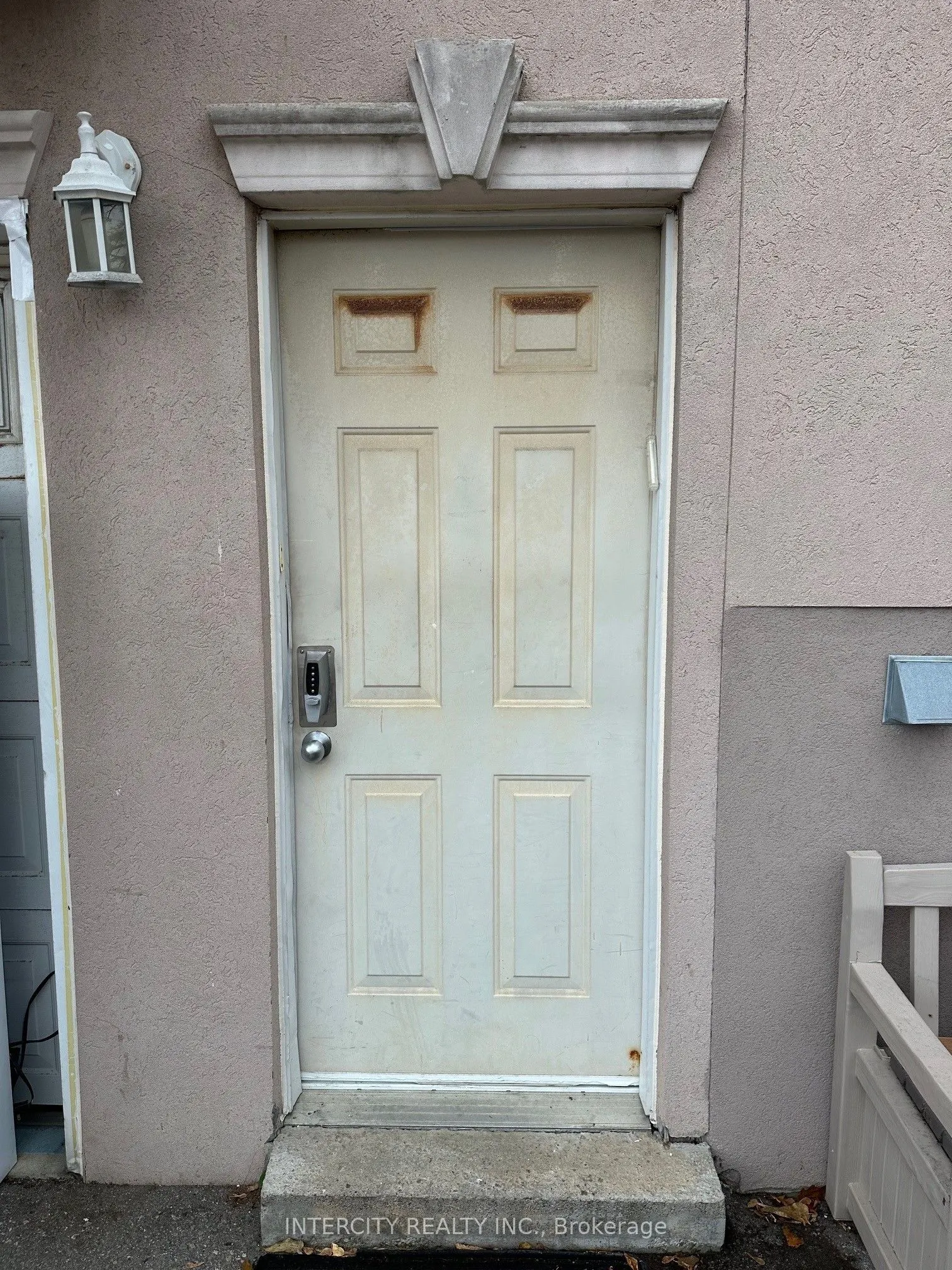 222 Combe Avenue, #BSMT