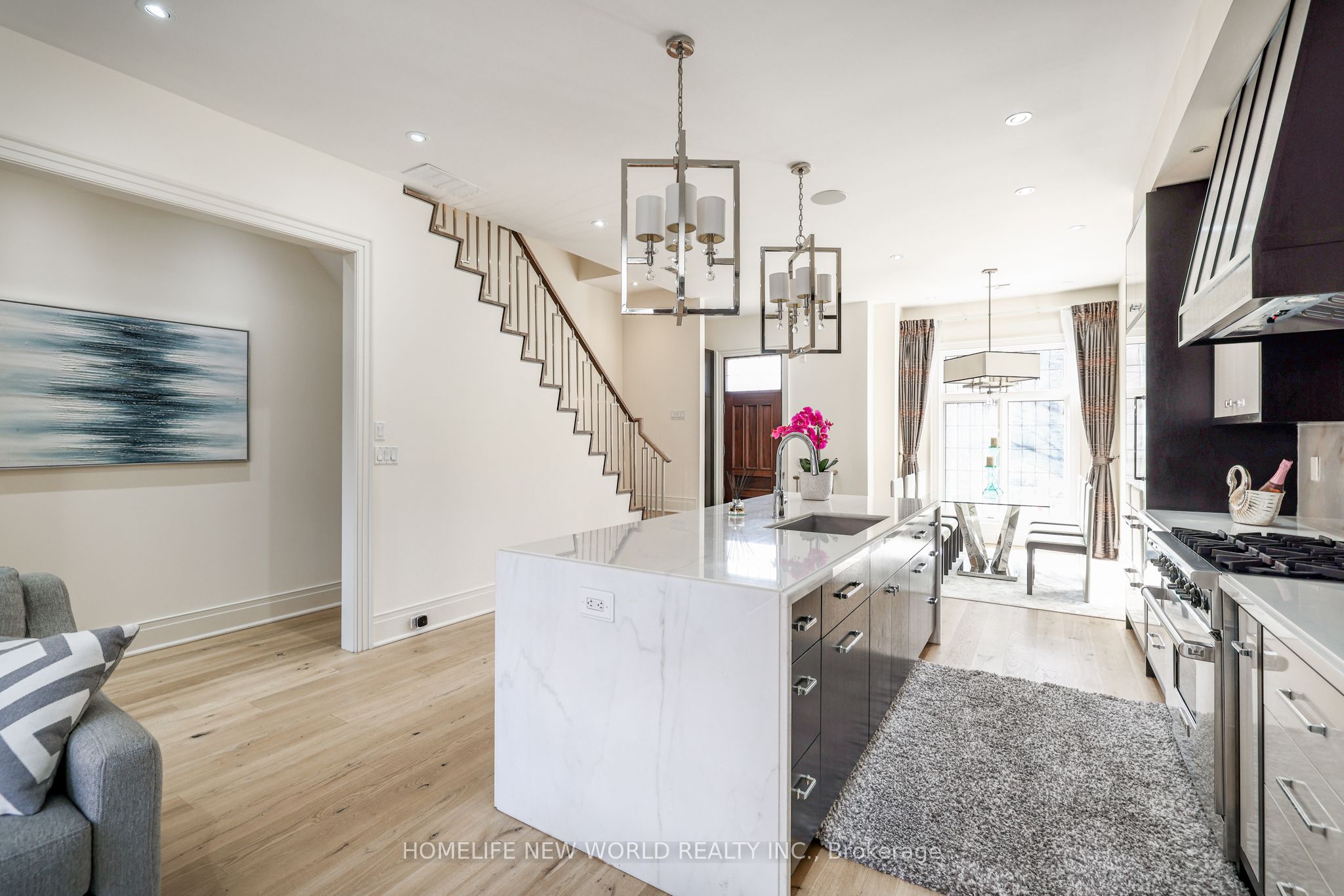 9 Dunvegan Rd