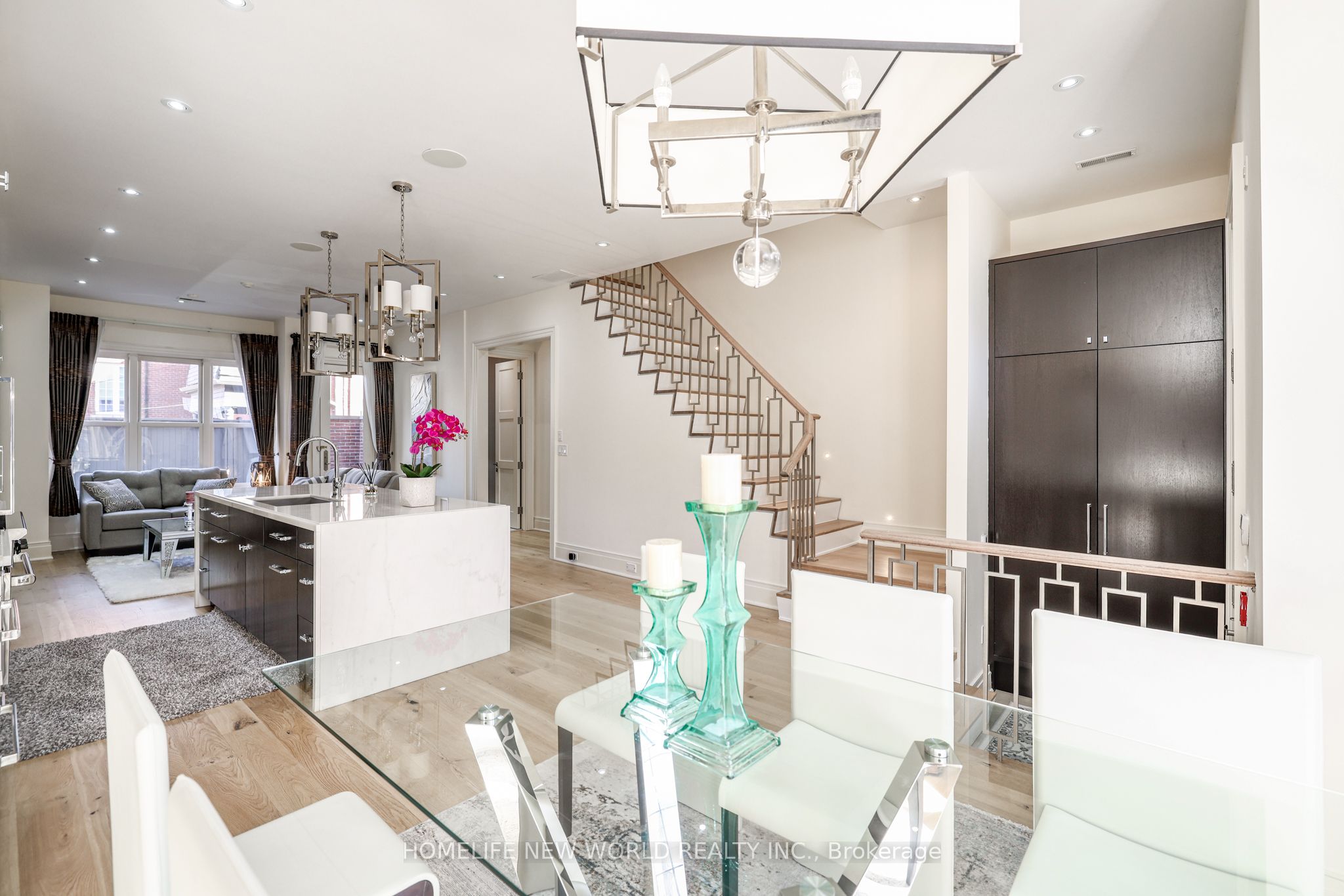 9 Dunvegan Rd
