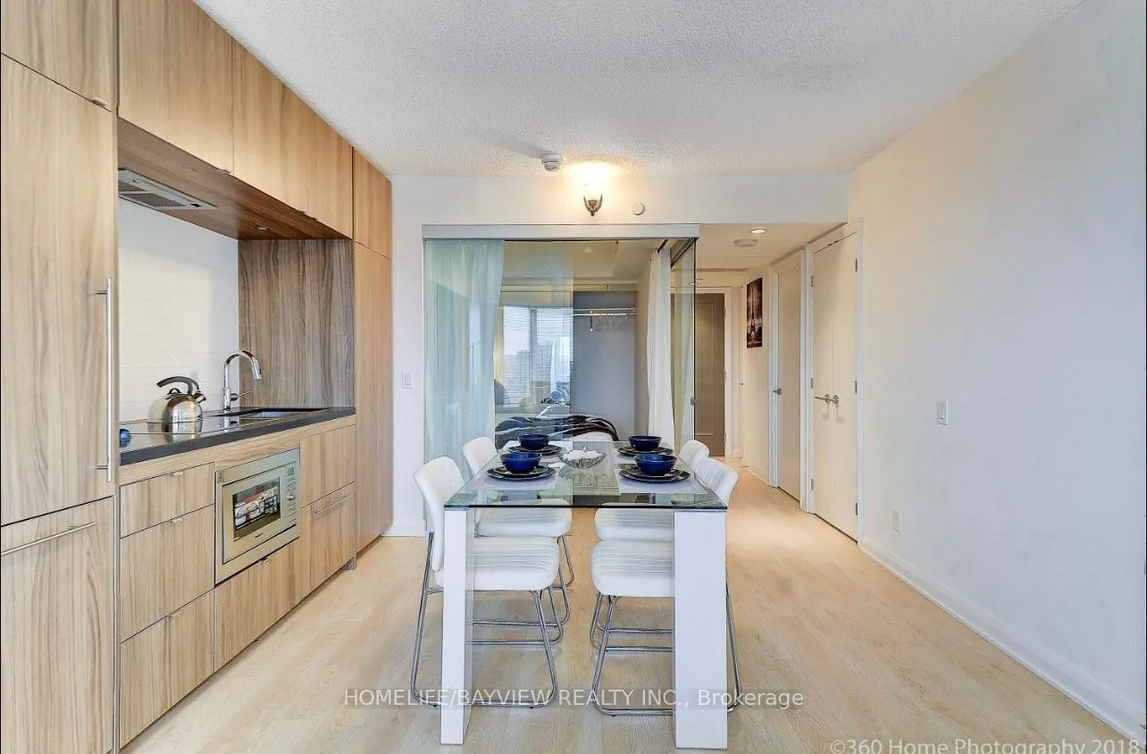 155 Yorkville Avenue #1918