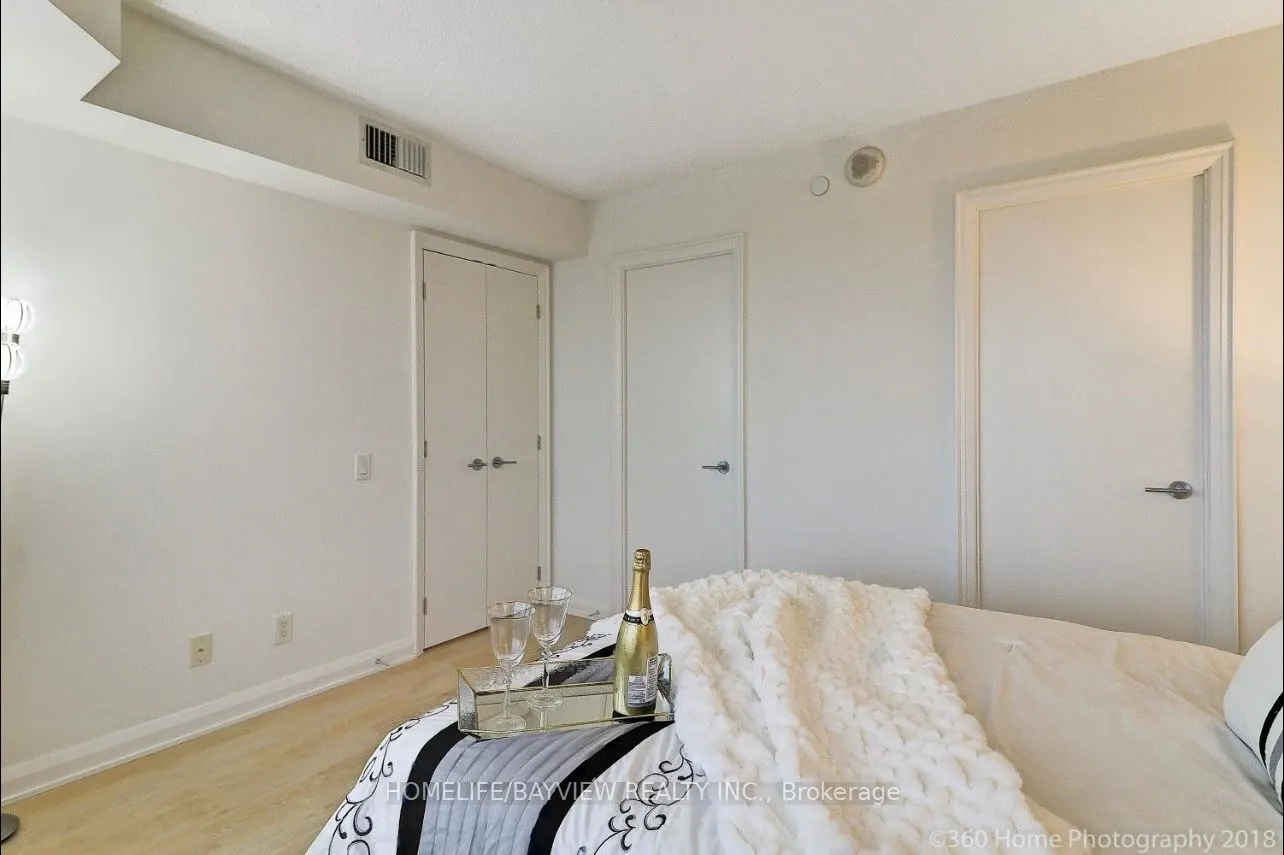 155 Yorkville Avenue #1918