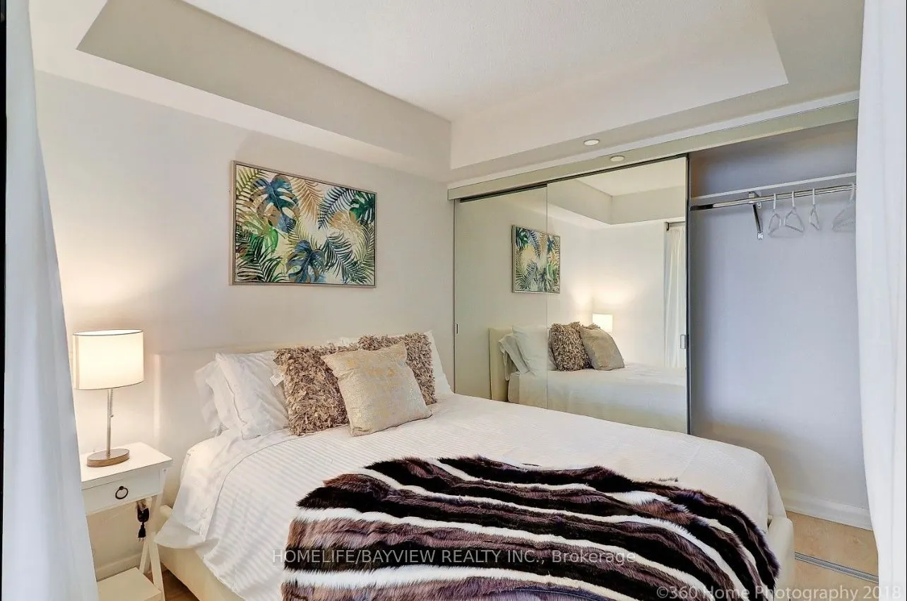 155 Yorkville Avenue #1918