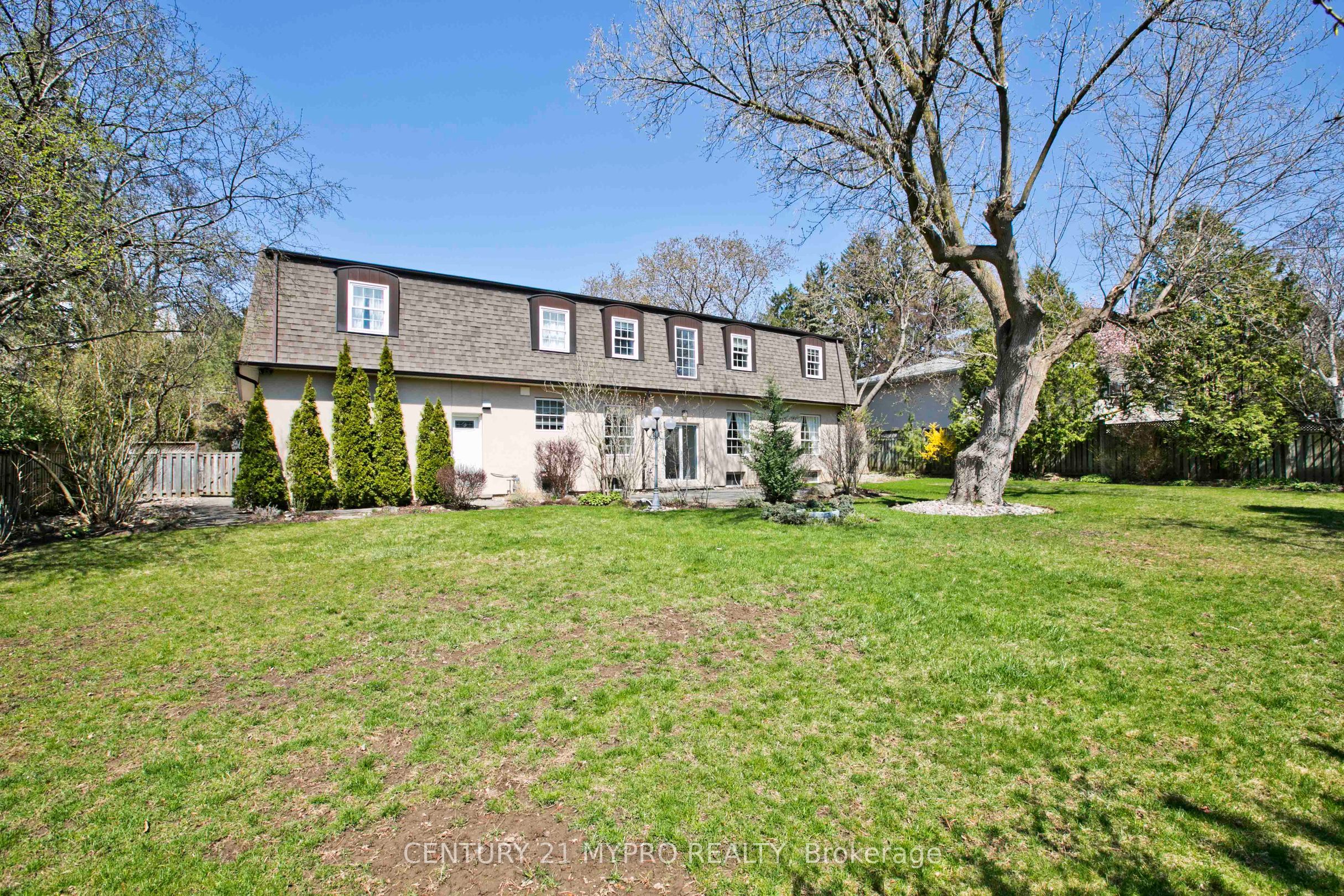 9 Shady Oaks Crescent
