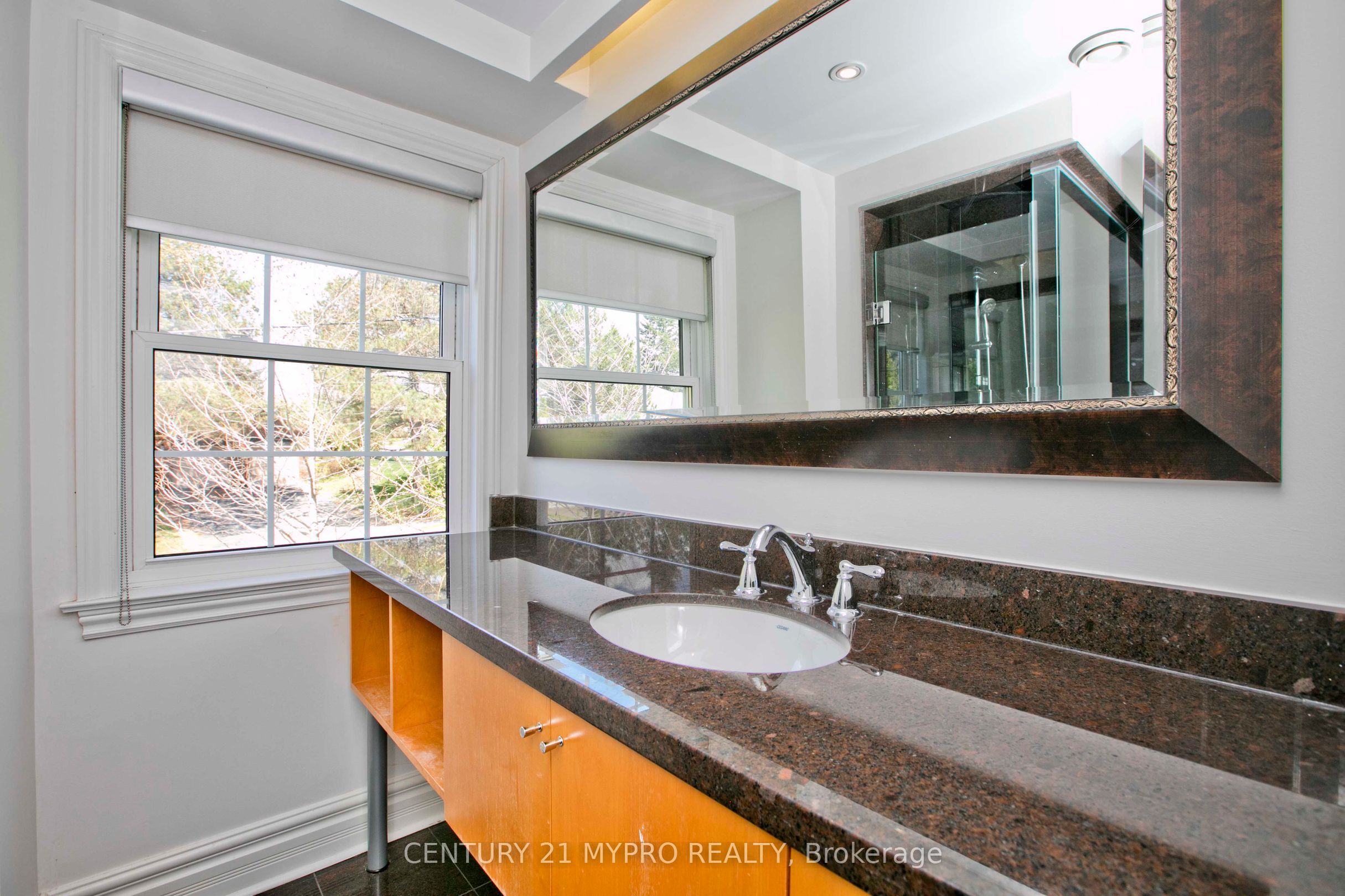 9 Shady Oaks Crescent