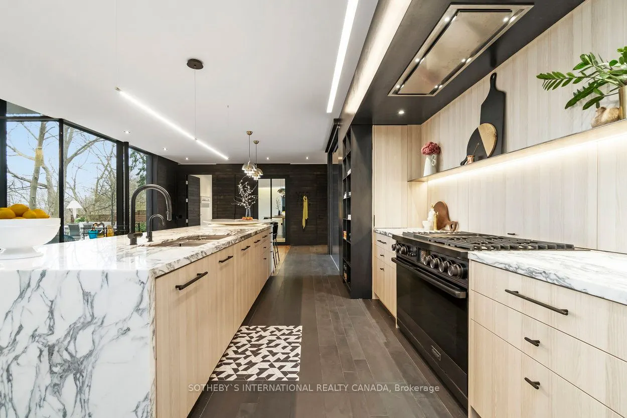 95 Riverview Drive