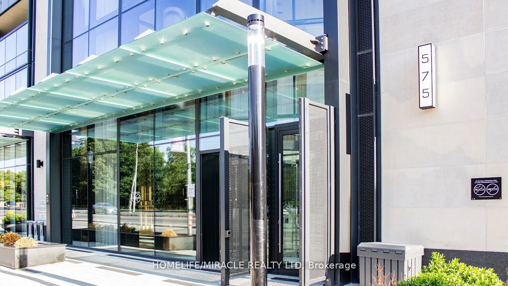 575 Bloor Street E, #2905