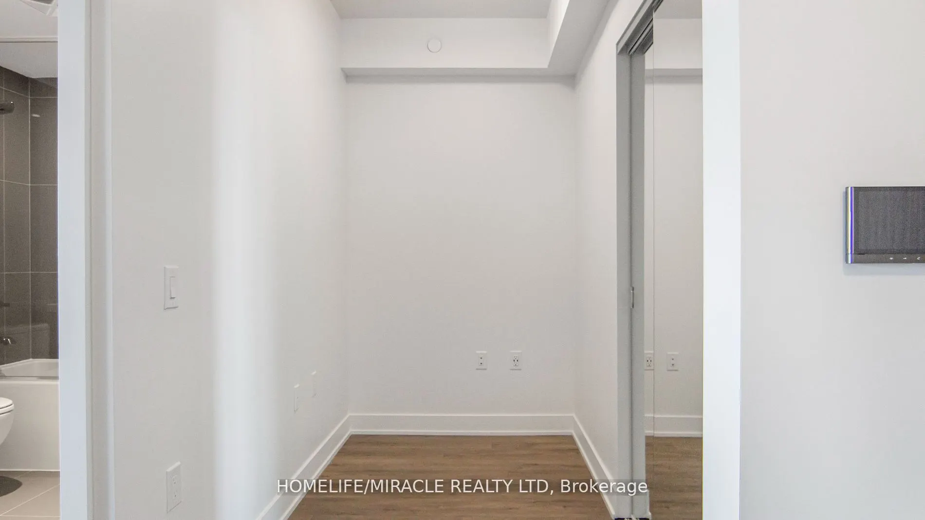 575 Bloor Street E, #2905