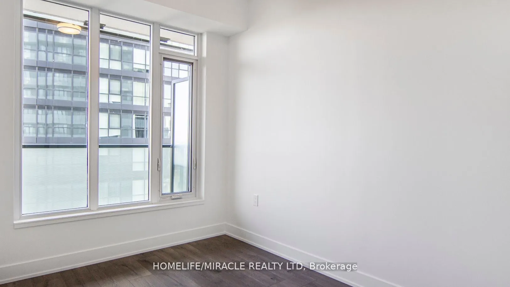 575 Bloor Street E, #2905
