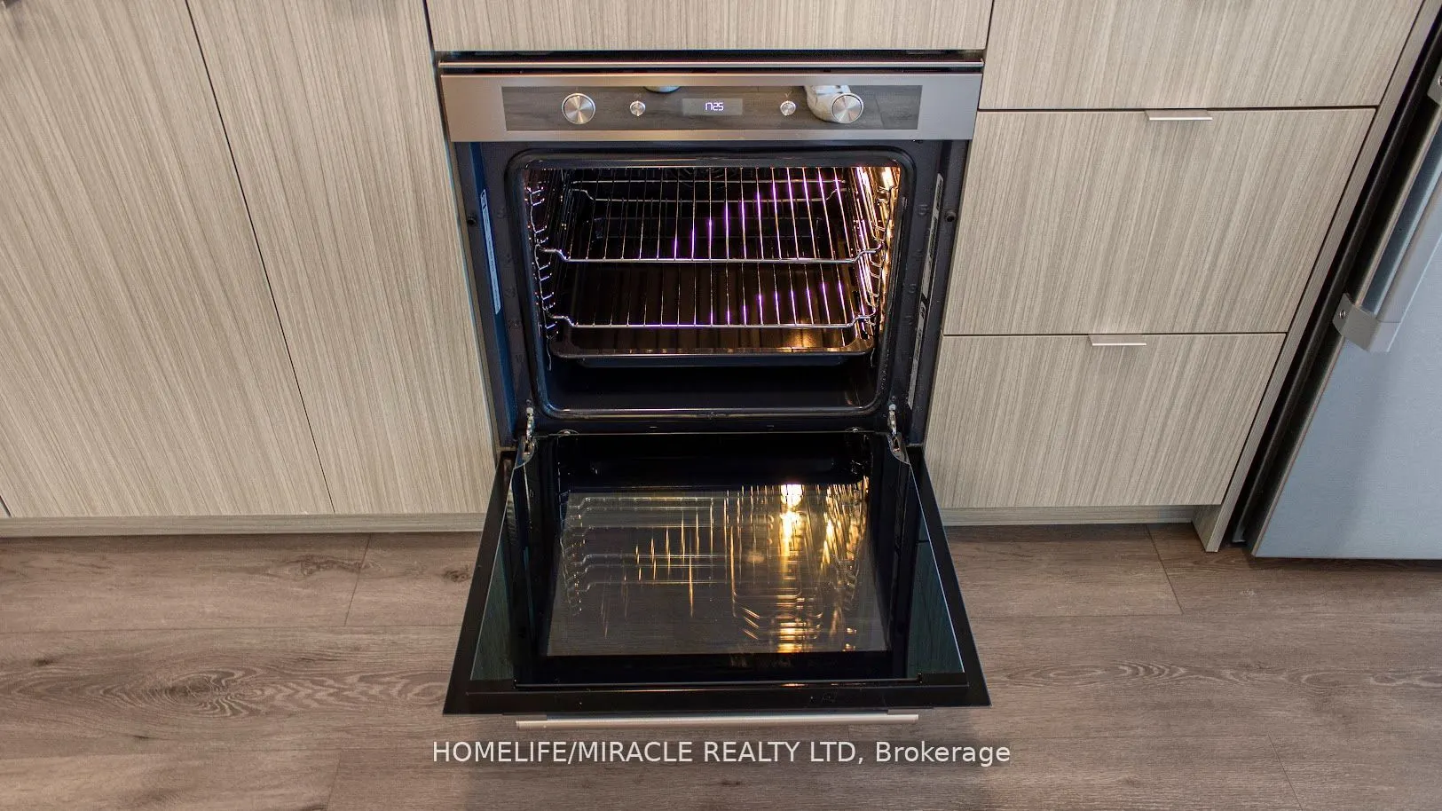 575 Bloor Street E, #2905
