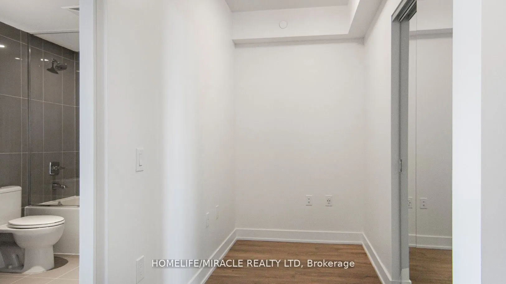 575 Bloor Street E, #2905