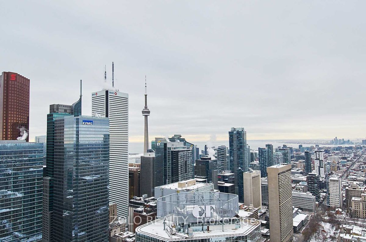 197 Yonge Street #5611