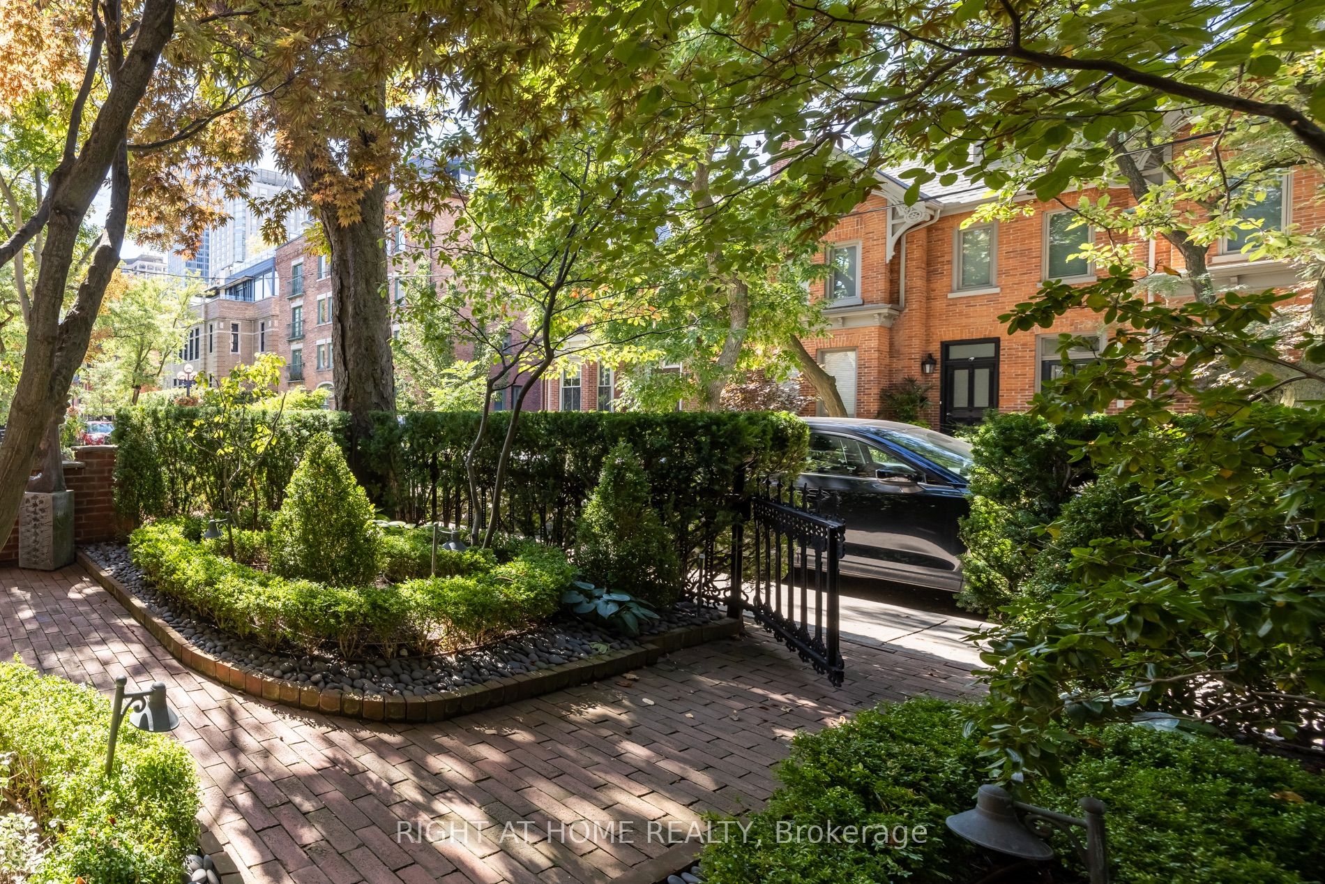 51 Hazelton Avenue