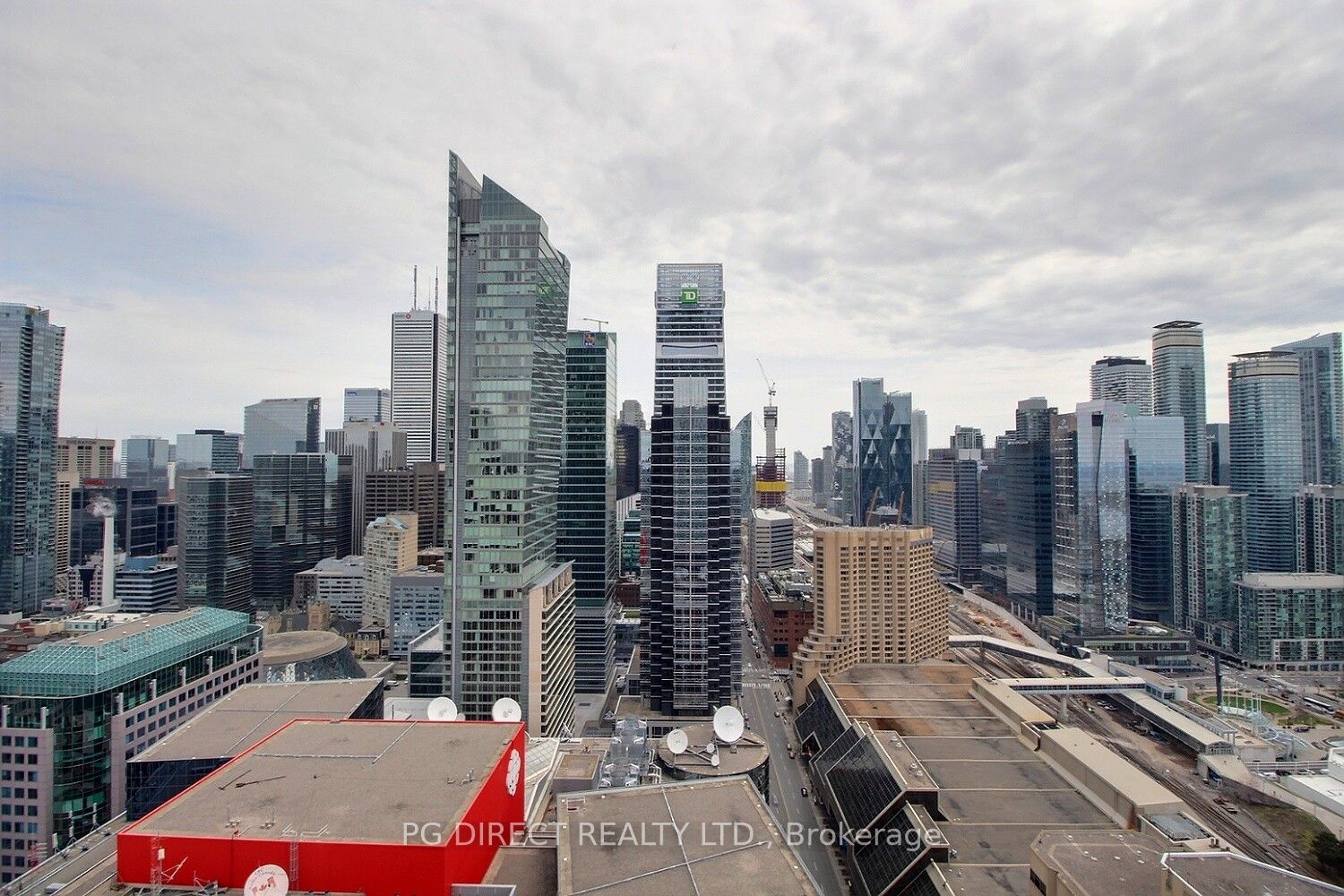 300 Front Street W #3909
