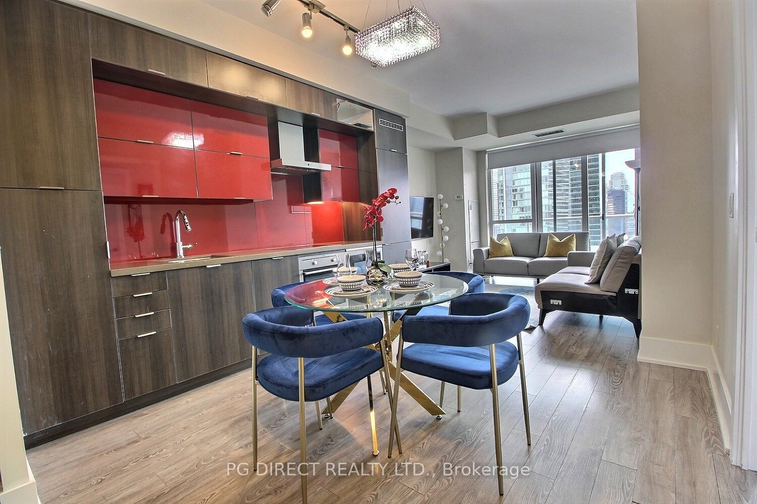 300 Front Street W #3909