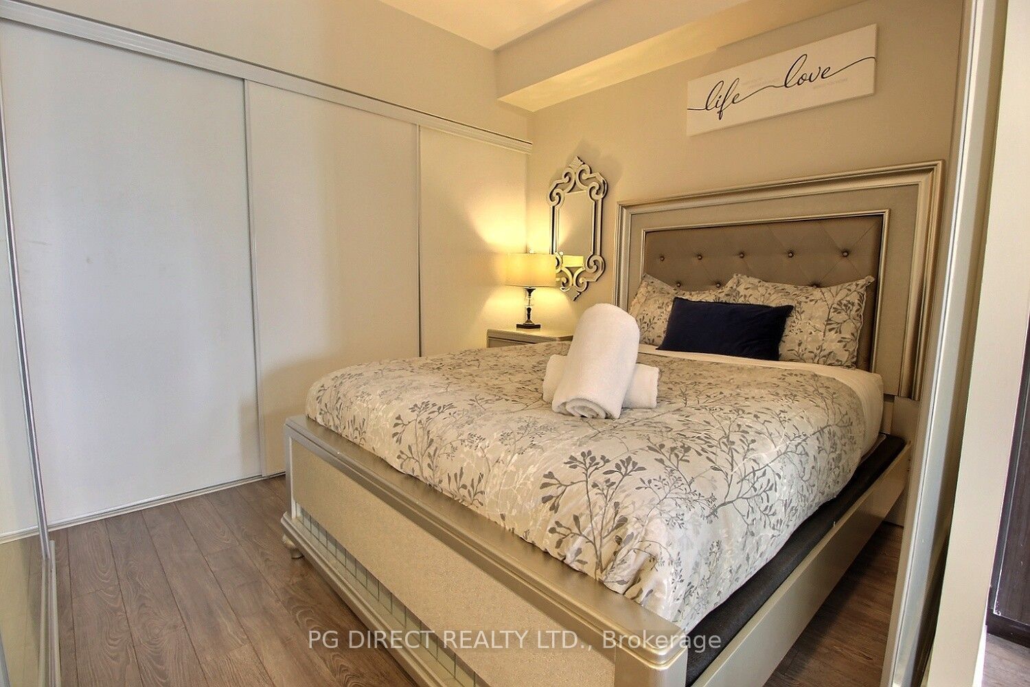 300 Front Street W #3909