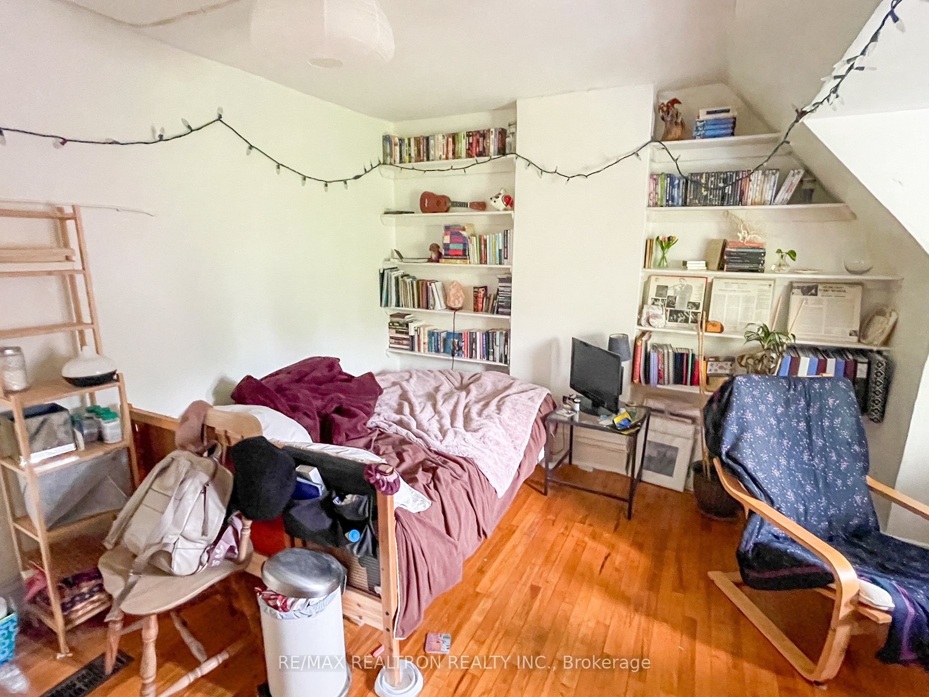 82A Augusta Avenue