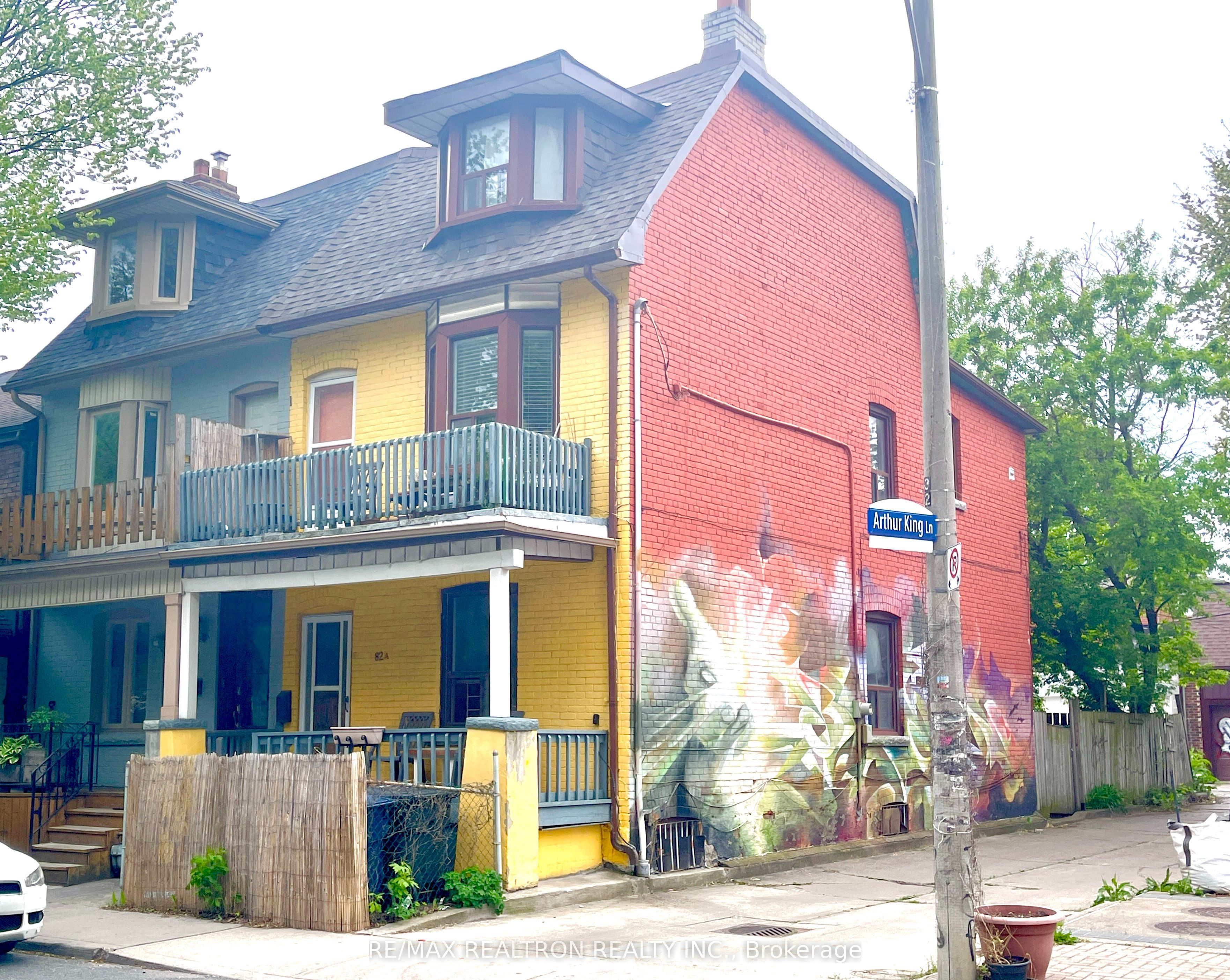 82A Augusta Avenue