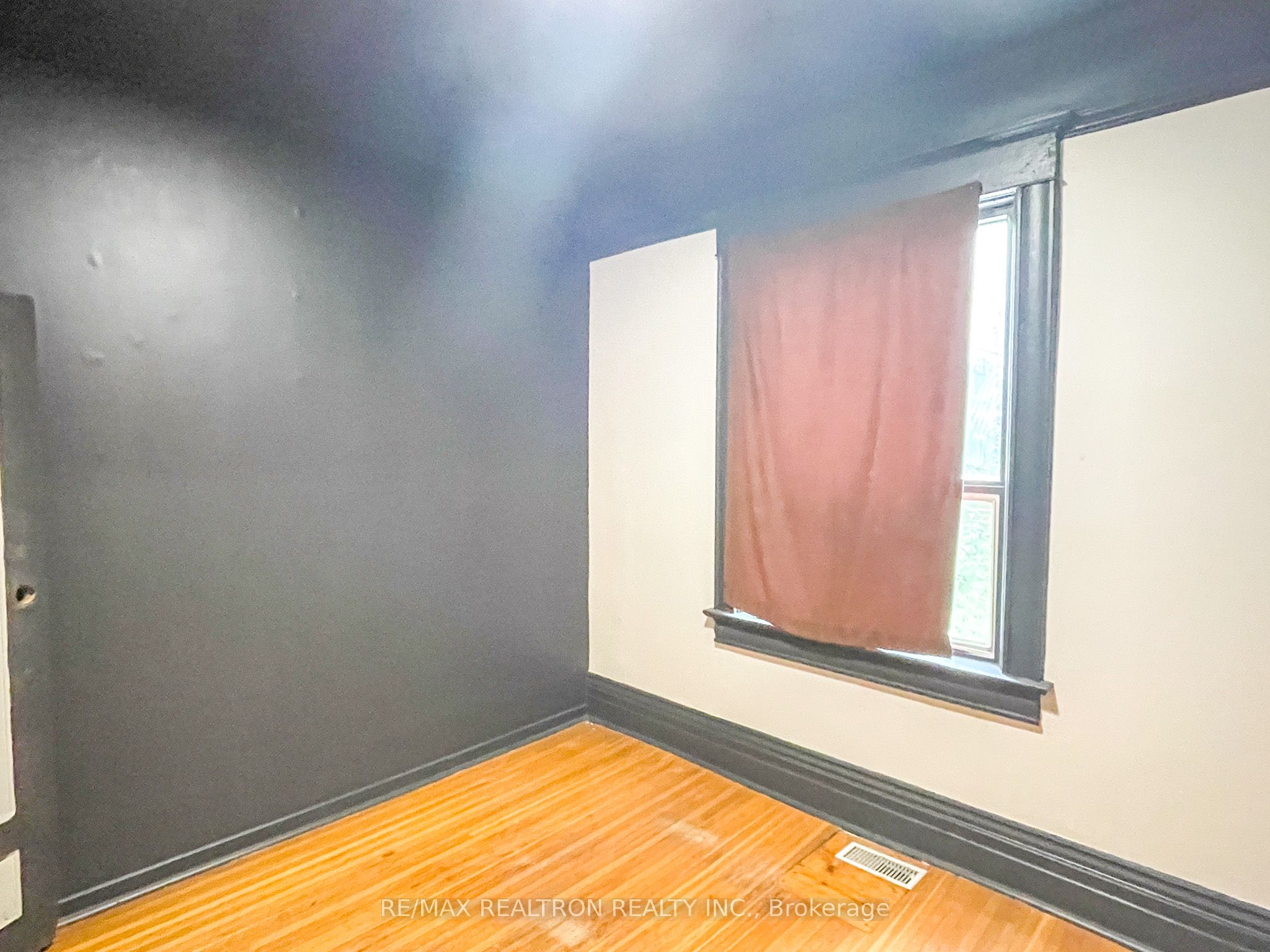 82A Augusta Avenue
