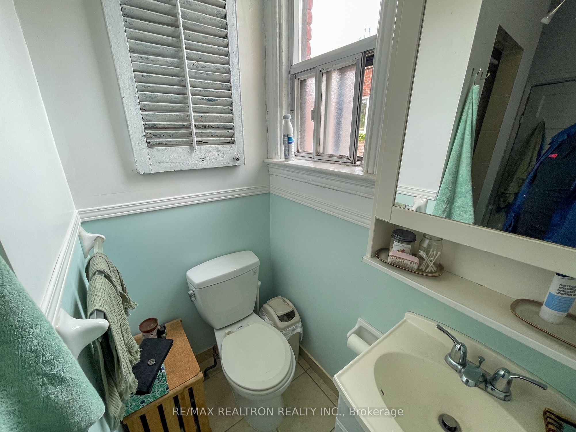 82A Augusta Avenue