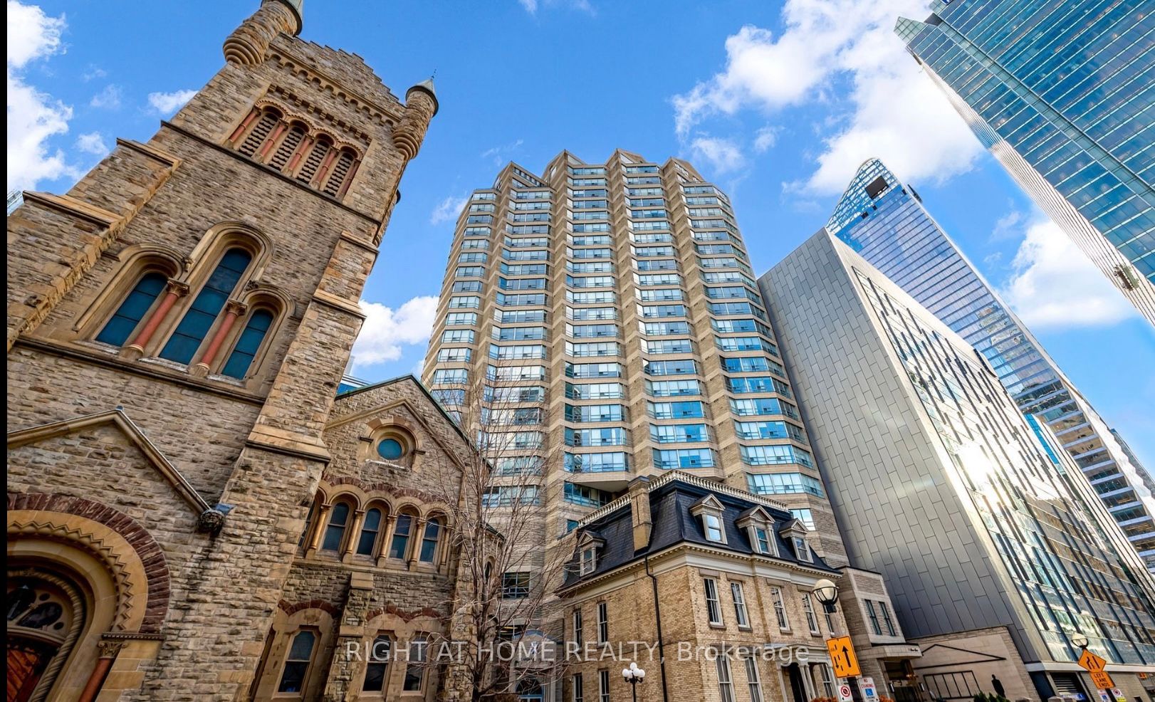 71 Simcoe Street #705