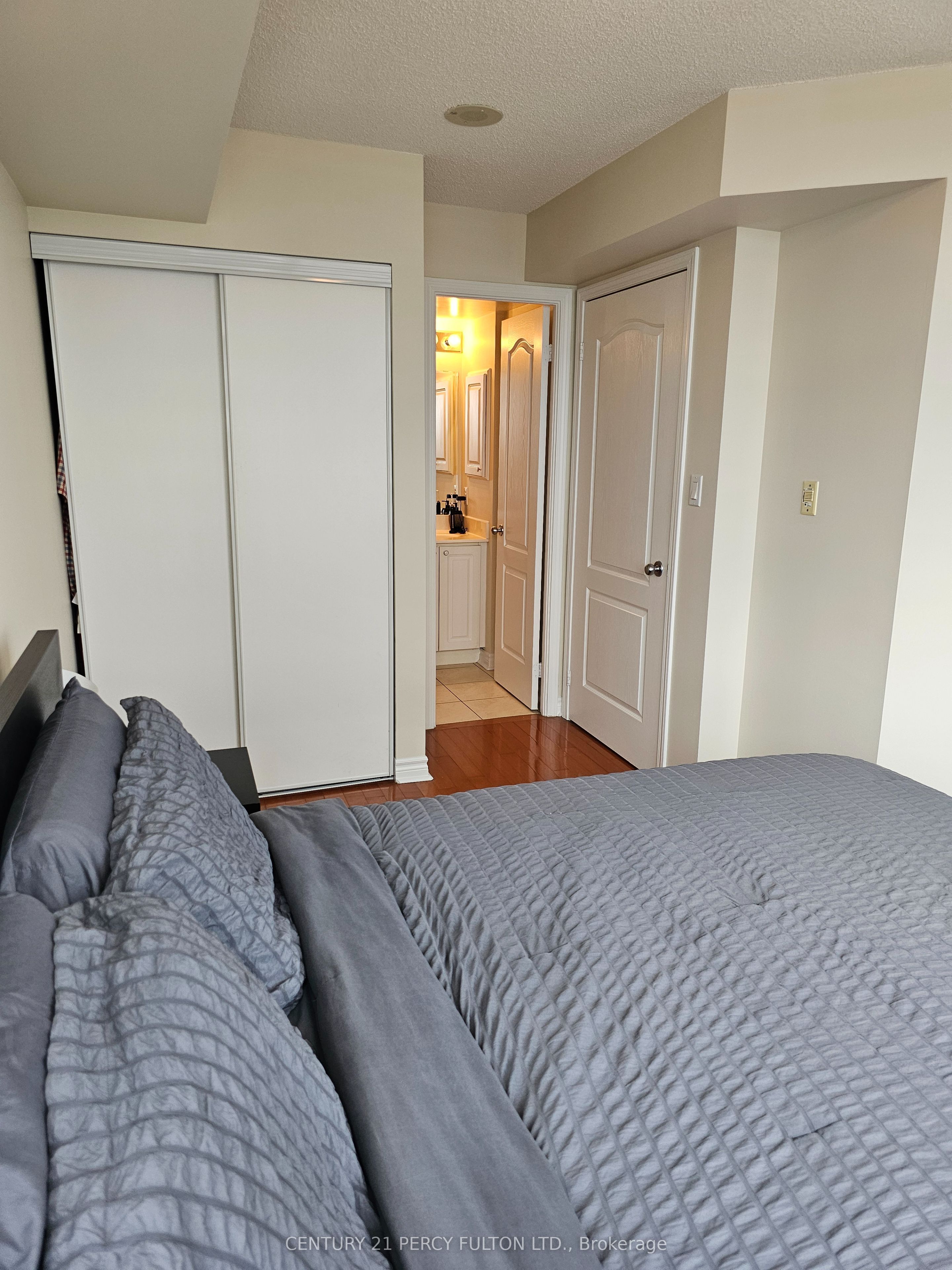 1 Rean Drive #1606