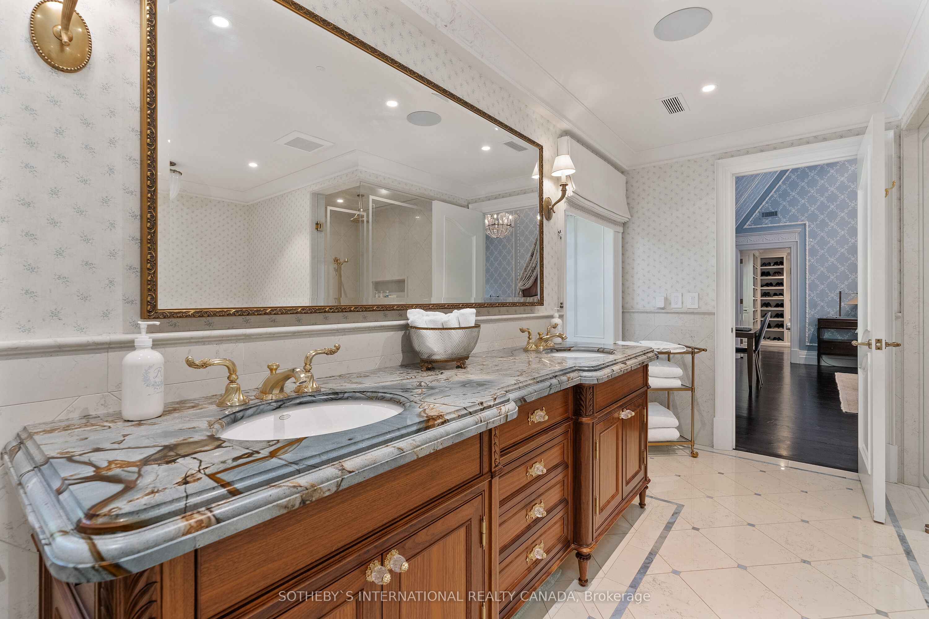 108 Sandringham Drive